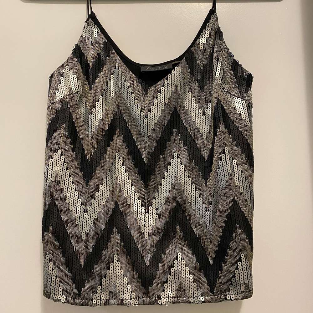 ASTR metallic tank in size small